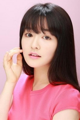 Hong Ye-eun Fotoğrafları 8