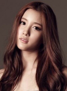 Shin Ji-soo (i) Fotoğrafı