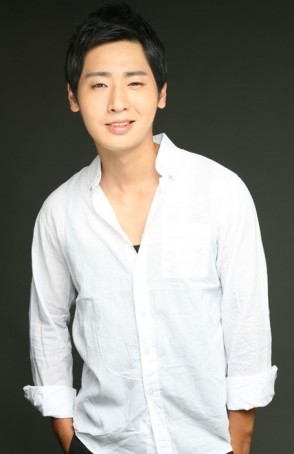 Son Woo-hyeok Fotoğrafları 4