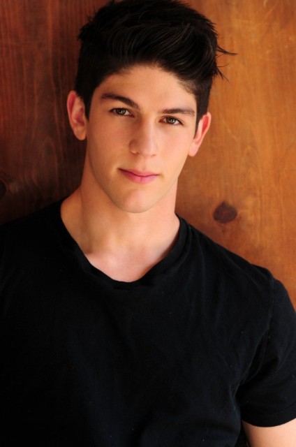 Rahart Adams Fotoğrafı
