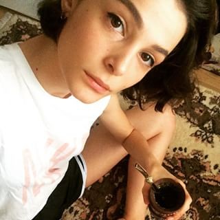 Büşra Develi Fotoğrafı