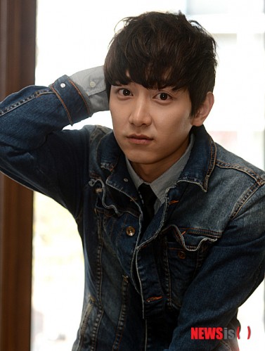 Lee Jung-hyuk Fotoğrafları 6