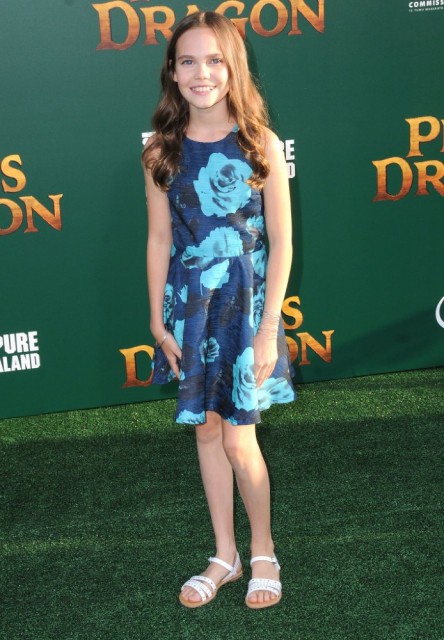 Oona Laurence Fotoğrafı