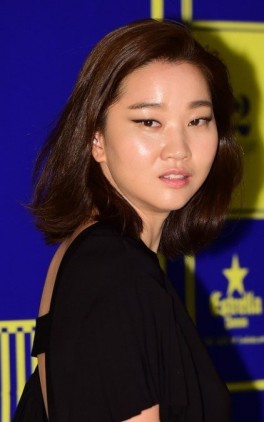 Jang Yoon-ju Fotoğrafları 3