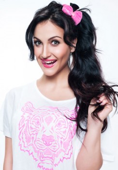 Elli  Avram fotoğrafı