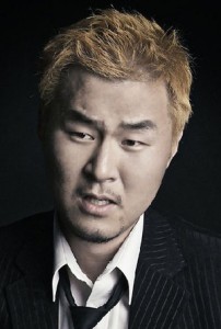 Yoon Kyung-ho Fotoğrafları 1