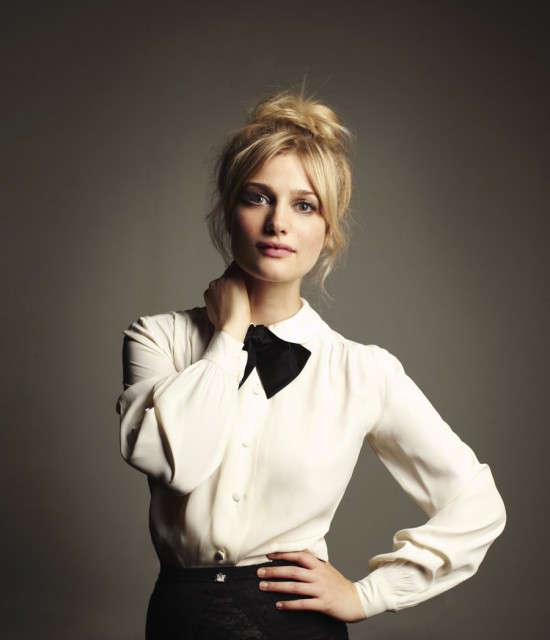 Alison Sudol Fotoğrafları 17