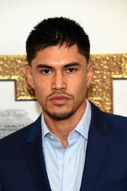 Martin Sensmeier Fotoğrafları 12