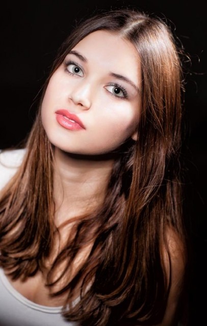 Afra Saraçoğlu Fotoğrafı