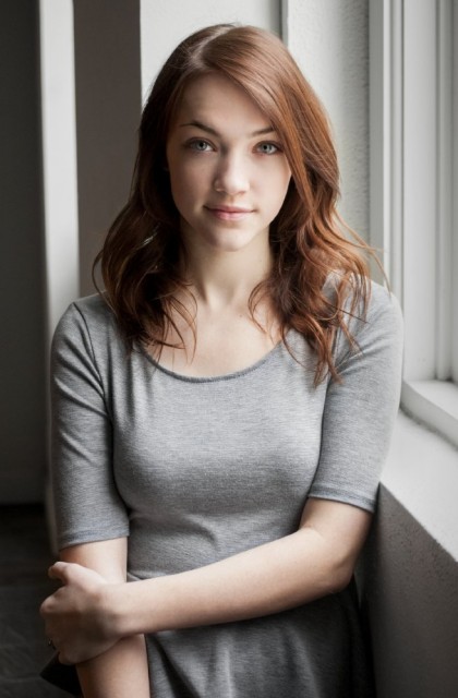 Violett Beane Fotoğrafları 2