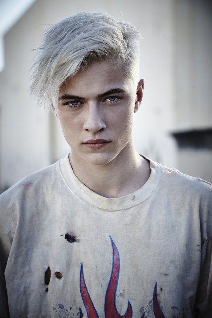 Lucky Blue Smith Fotoğrafları 8