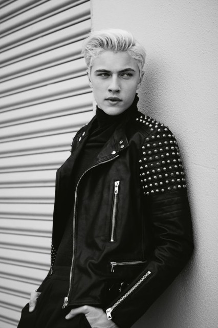 Lucky Blue Smith Fotoğrafları 9