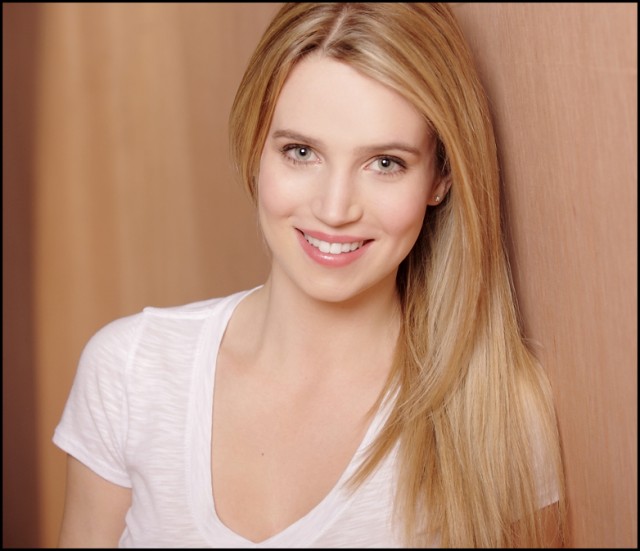 Kristen Kurnik Fotoğrafı