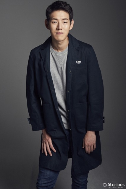 Lee Jae-woo (i) Fotoğrafı