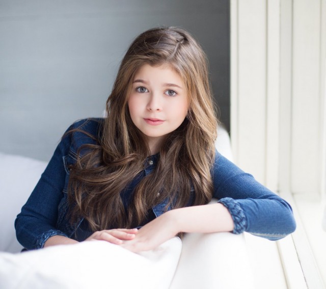 Addison Riecke Fotoğrafı