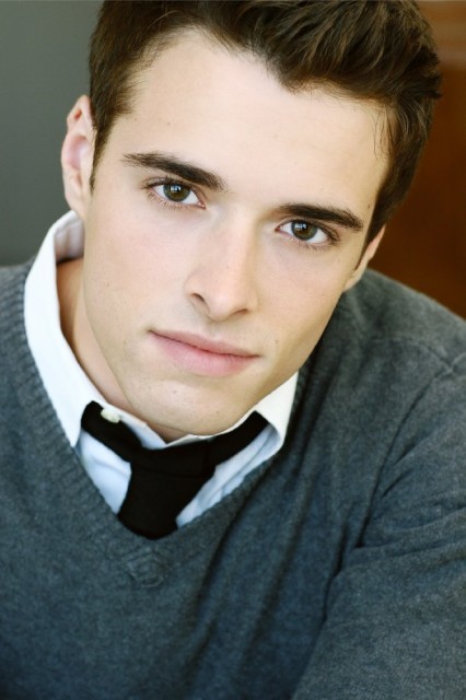 Corey  Cott Fotoğrafları 1