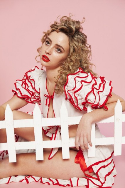 Natasha Bassett Fotoğrafı