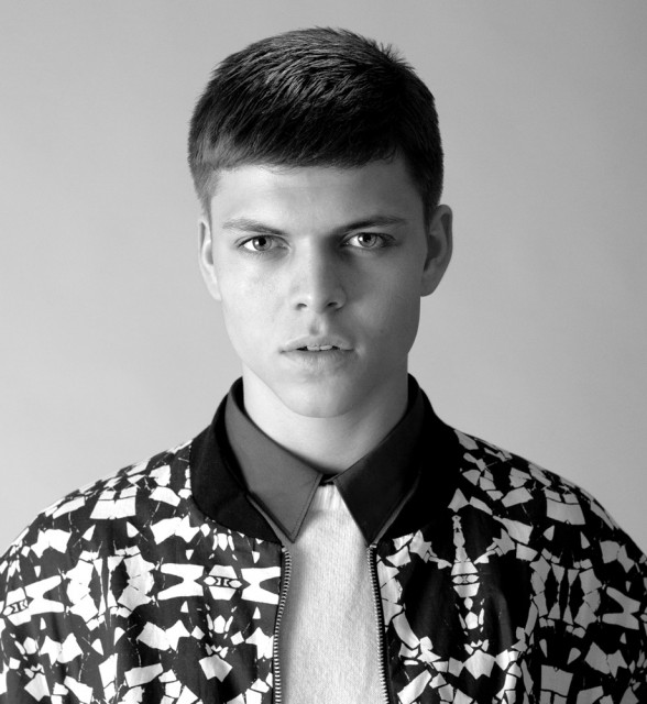 Alex Høgh  Andersen Fotoğrafları 8