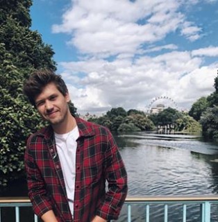 Serhan Onat Fotoğrafı