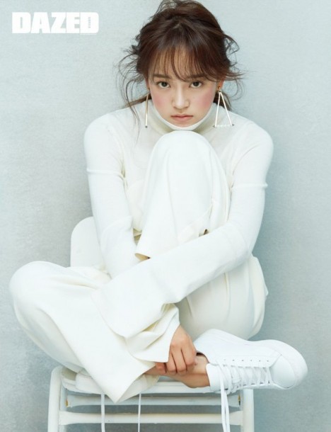 Kim Se-jeong (i) Fotoğrafı