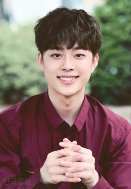 Yoo Seon-Ho Fotoğrafları 6