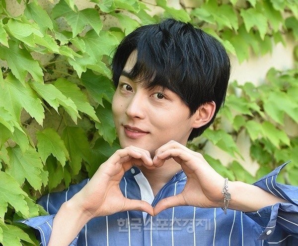 Park Sung-Woo Fotoğrafı