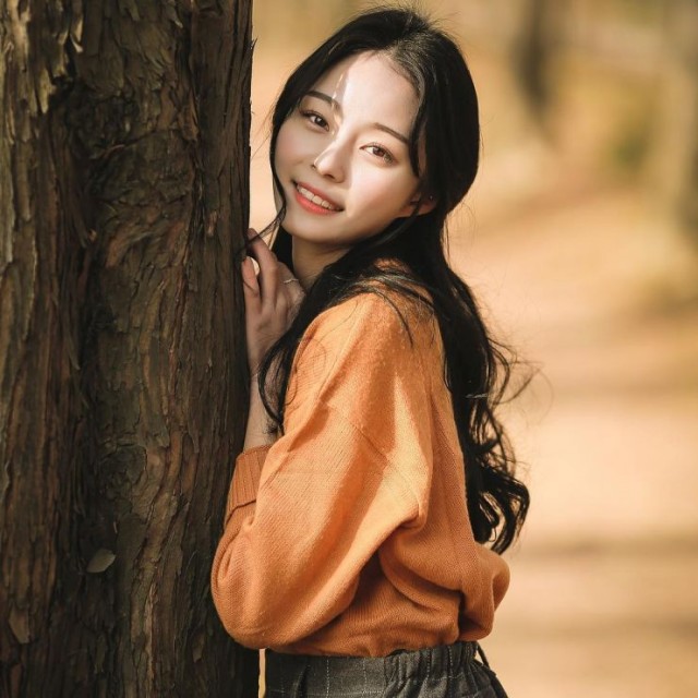 Kim Su-in Fotoğrafları 4