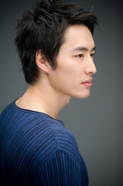 Kang Dong-yup Fotoğrafları 4