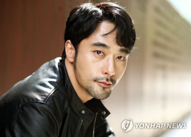 Yoon Joo-Man fotoğrafı