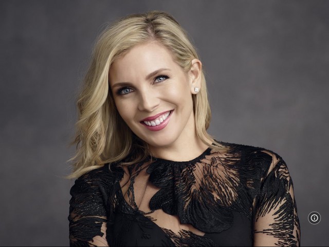 June Diane Raphael Fotoğrafları 1