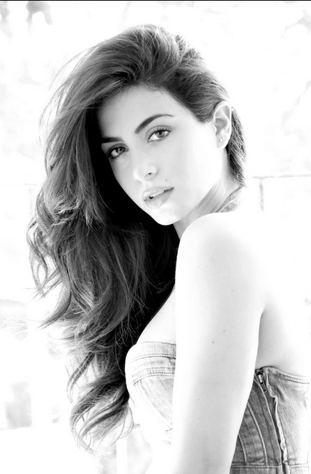 Emeraude Toubia Fotoğrafları 14