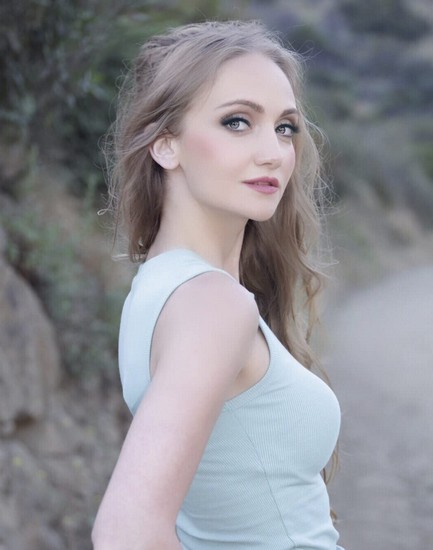 Nika Balina Fotoğrafı