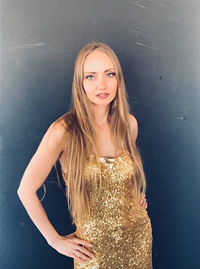 Nika Balina Fotoğrafı