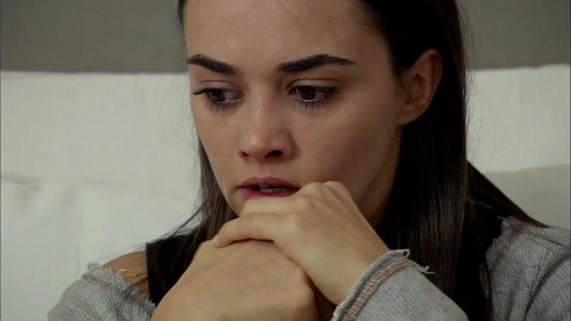 Hande Soral Fotoğrafı