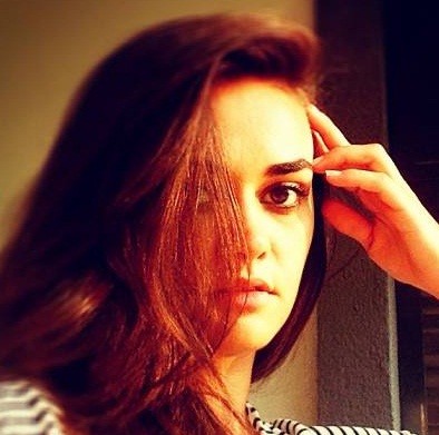 Hande Soral Fotoğrafı