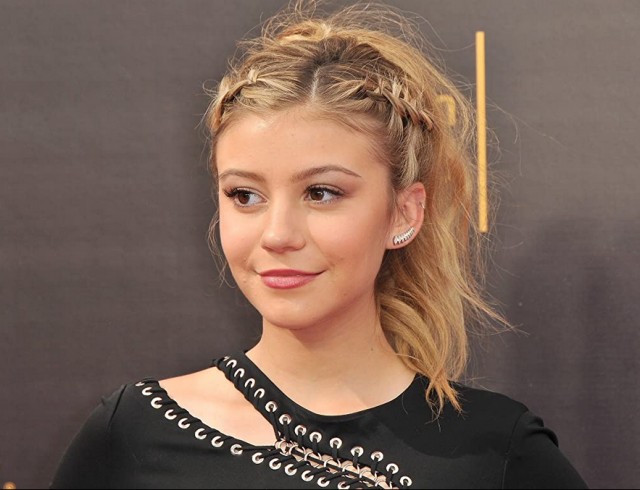 Genevieve Hannelius Fotoğrafı
