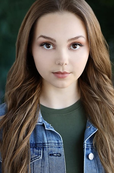Savannah Lee May Fotoğrafı