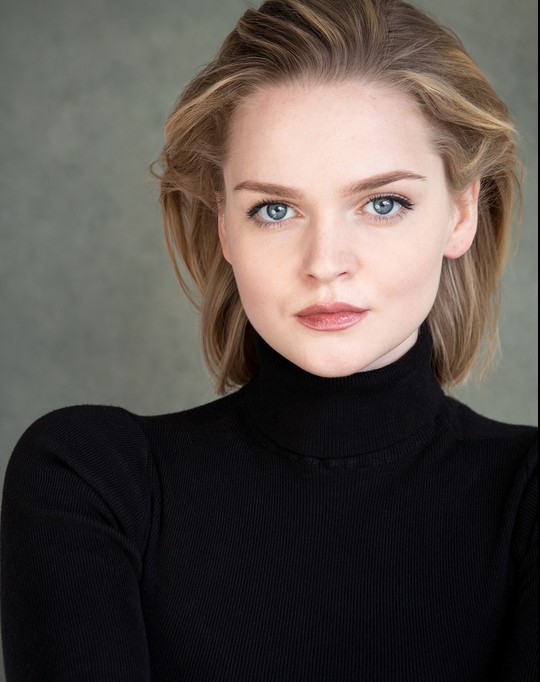 Hallea Jones Fotoğrafı