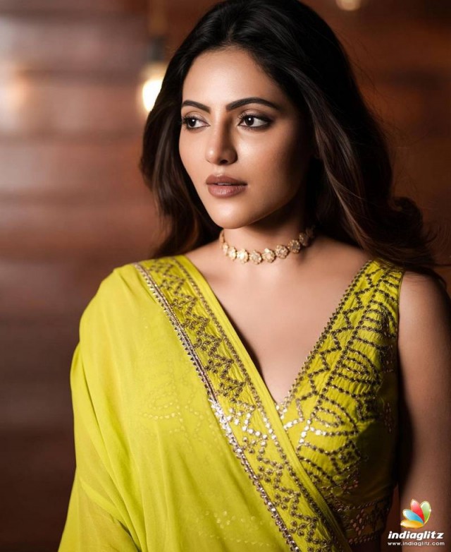 Athulya Ravi Fotoğrafı