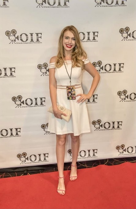 Jessie Vaughn Fotoğrafı