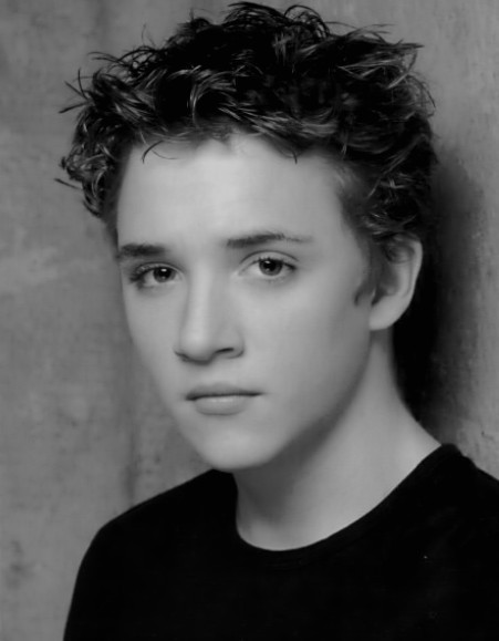 Kyle Gallner Fotoğrafları 19