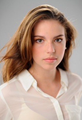 Perla Haney-Jardine Fotoğrafı