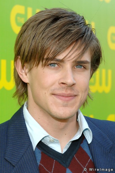 Chris Lowell Fotoğrafları 7