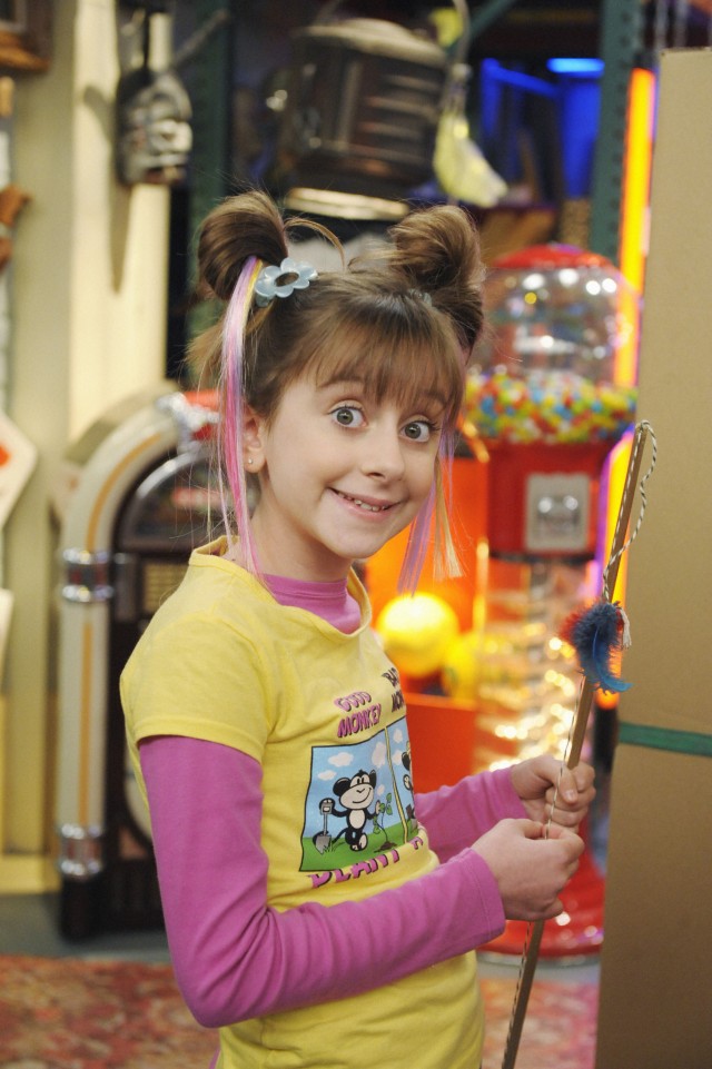 Allisyn Ashley Arm Fotoğrafları 5