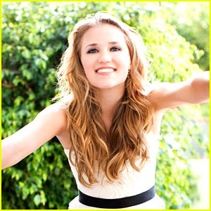 Emily Osment Fotoğrafı