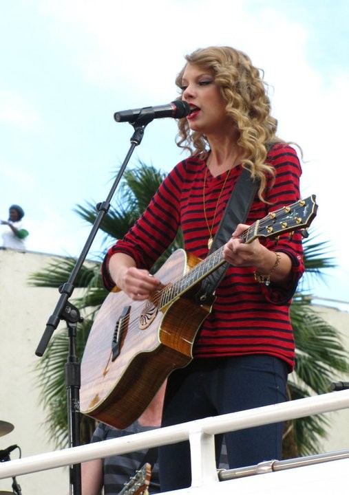 Taylor Swift Fotoğrafları 1175
