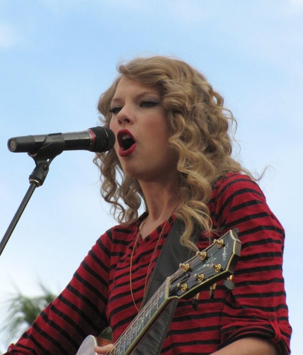 Taylor Swift Fotoğrafları 1192