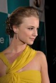 Emily VanCamp Fotoğrafı