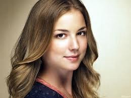 Emily VanCamp Fotoğrafları 35