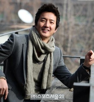 Jeong Jun-ho Fotoğrafı